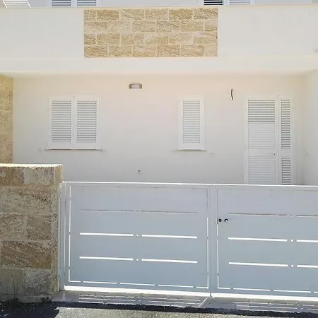 Апартаменты Apulia Tourist Mancaversa Тавьяно