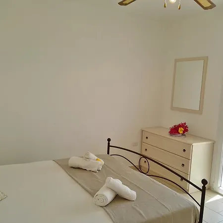 Апартаменты Apulia Tourist Mancaversa Тавьяно