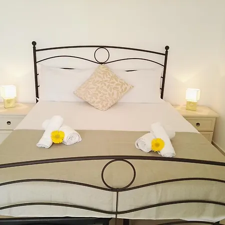 Apulia Tourist Mancaversa * Тавьяно